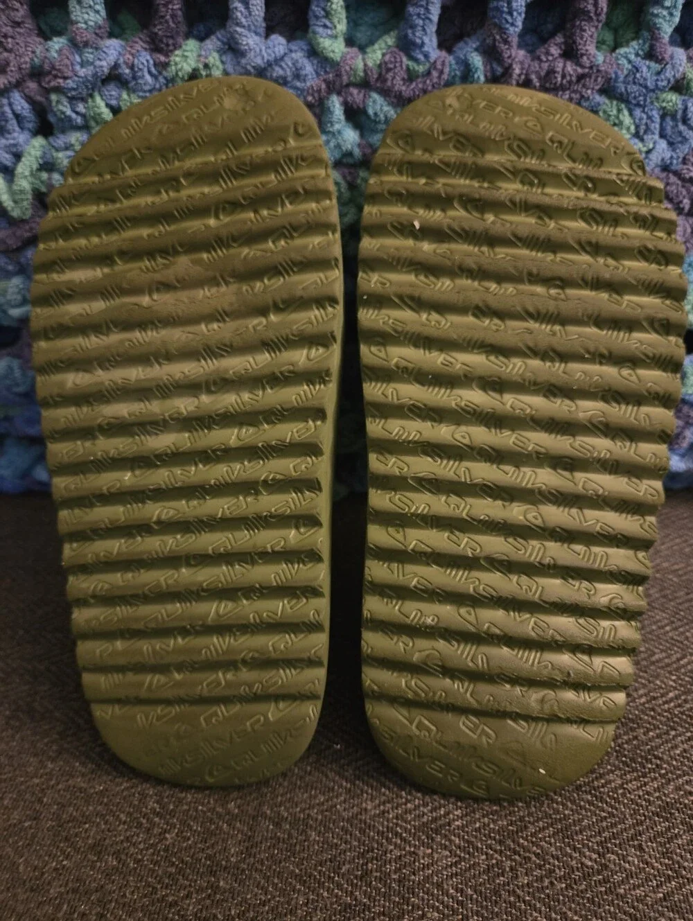 Quiksilver Kids Slides Size 5